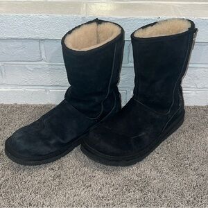 Ugg Australia 5116 Black Suede Leather Sheepskin Zip Comfort Boots Womens Sz 10